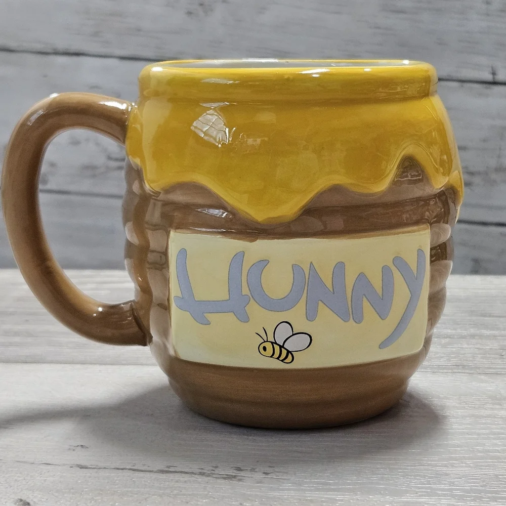 Disney Winnie the Pooh Honey Pot Mug 3D Ceramic Hunny Coffee Cup